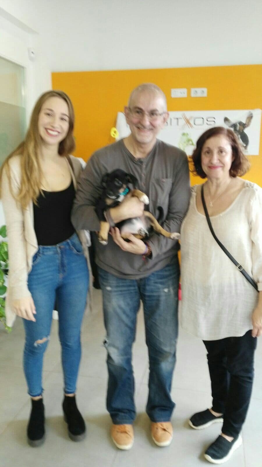 Arya adoptada!